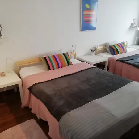 Youthful Happy Holiday In The Heart Of Apartment Modling